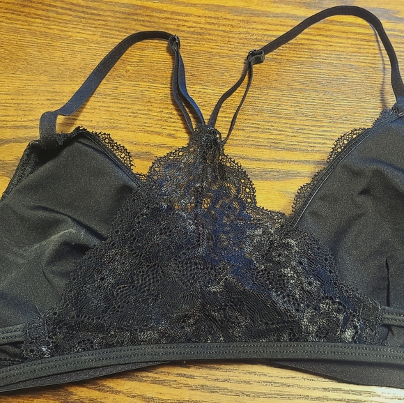 Bralette - Picture 2 of 2